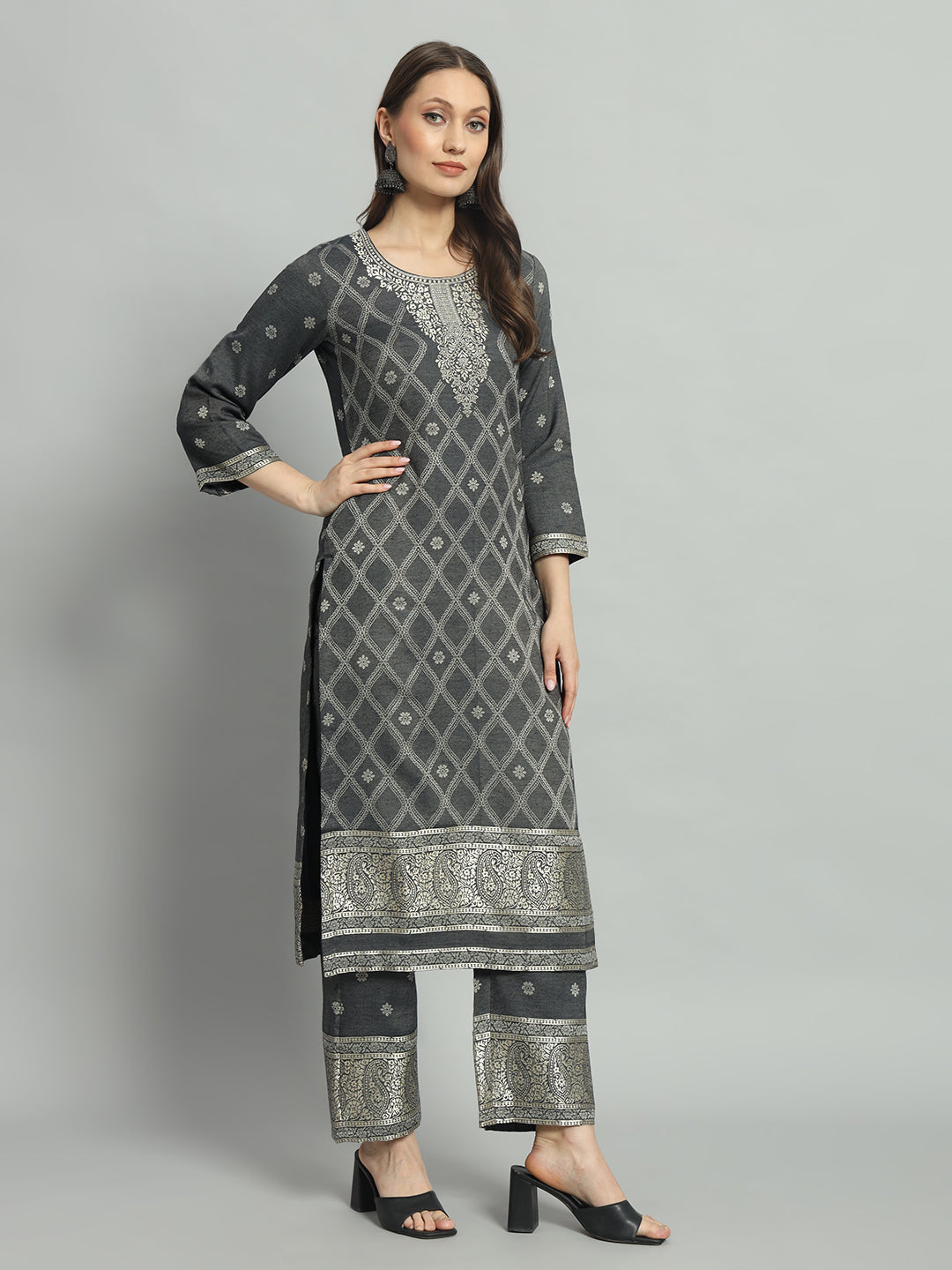 Dress Material With Stole