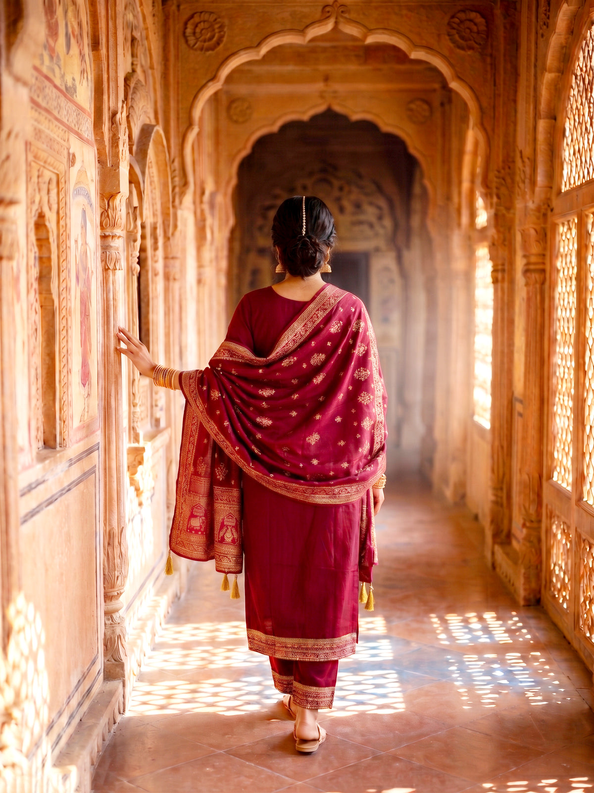 SAFAA Sehar 01 Women's Unstitched Woolen Suit Dress Material – Maroon – view 2