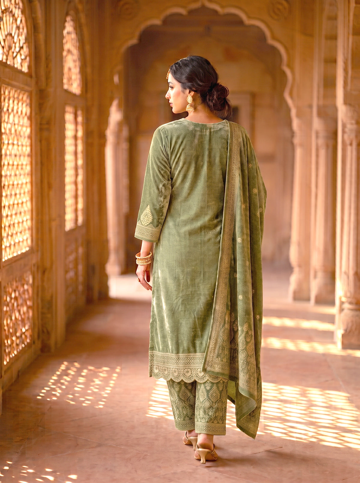 SAFAA Faiza 01 Women's Unstitched Acro Wool Velvet Pakistani Suit Dress Material – Olive – view 2
