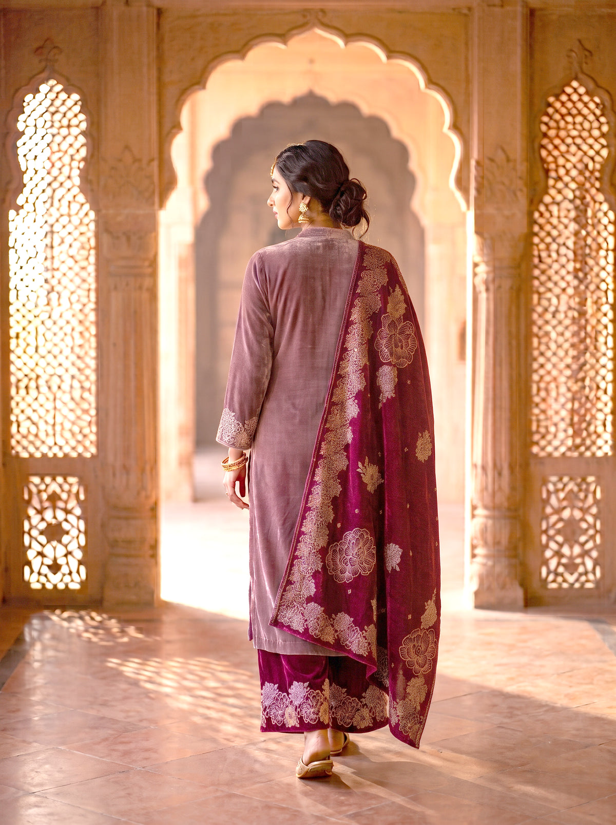SAFAA Momin 03 Women's Unstitched Acro Wool Velvet Pakistani Suit Dress Material – Onion Pink – view 2