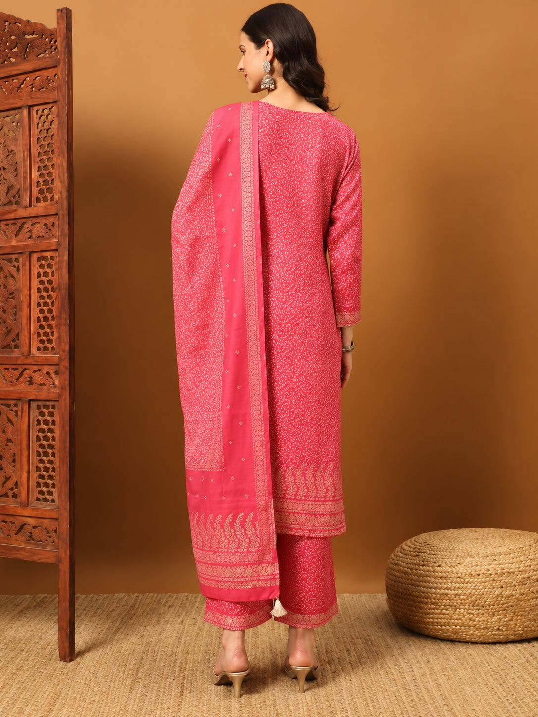 SAFAA Zurani 15 Women's Unstitched Woolen Suit Dress Material – Pink – view 2