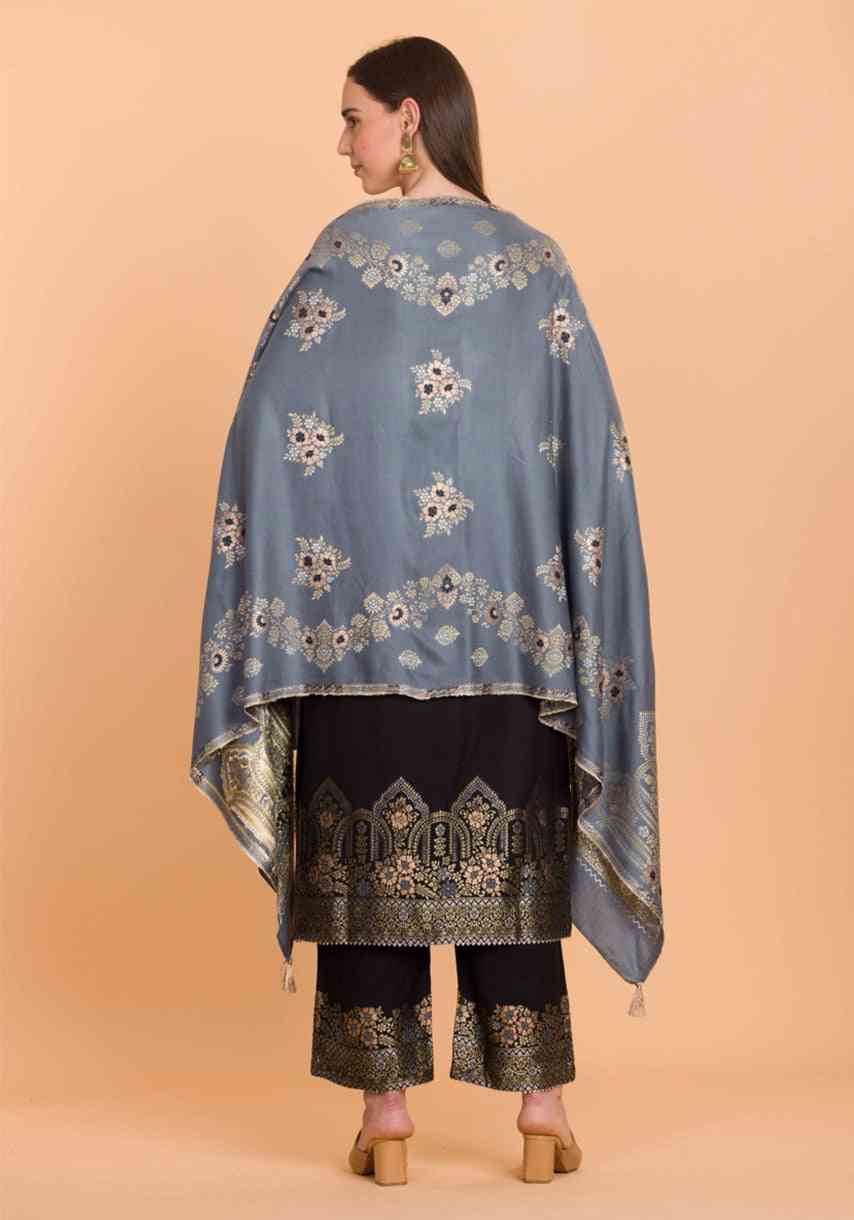 Dress Material With Stole