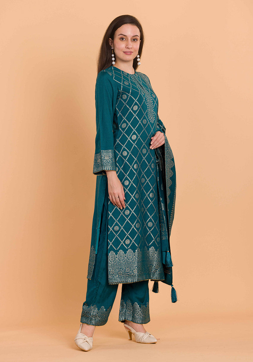 Dress Material With Stole
