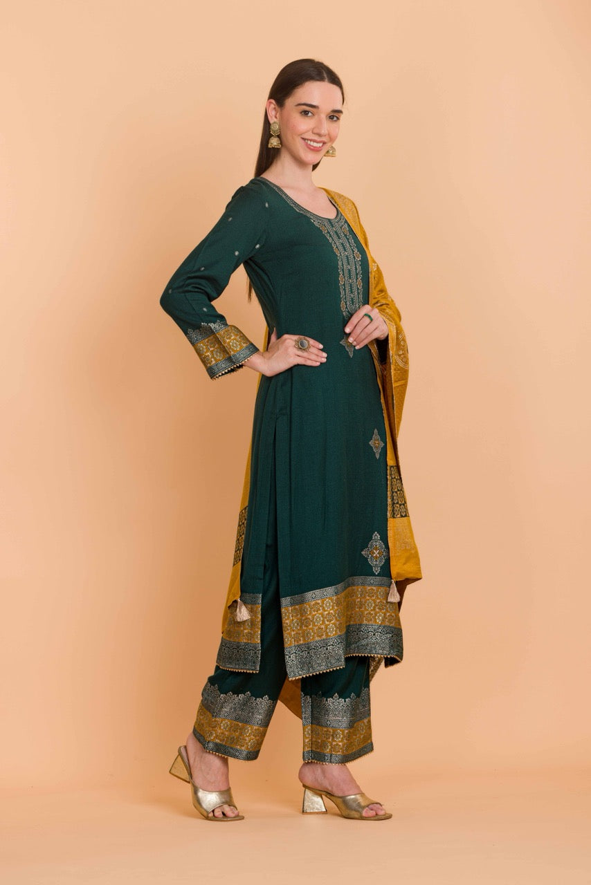 Dress Material With Stole