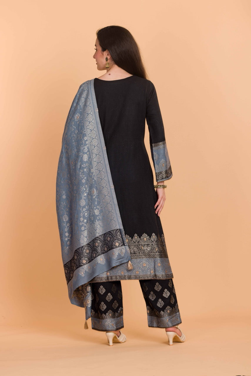 Dress Material With Stole