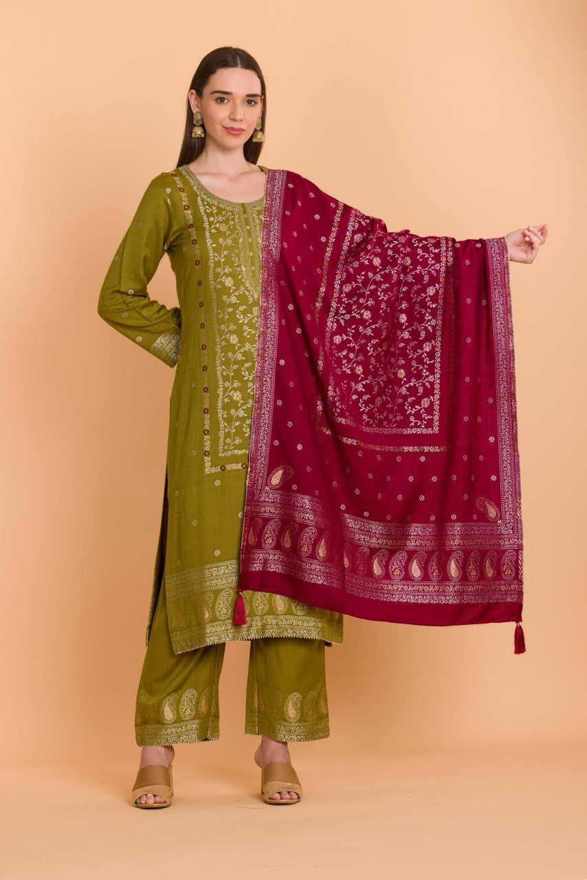 Dress Material With Stole