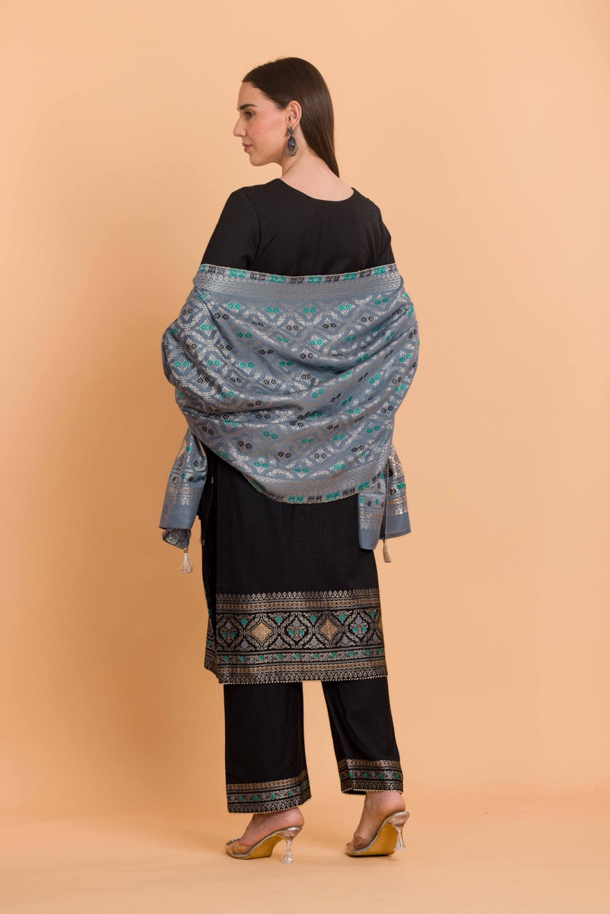 Dress Material With Stole