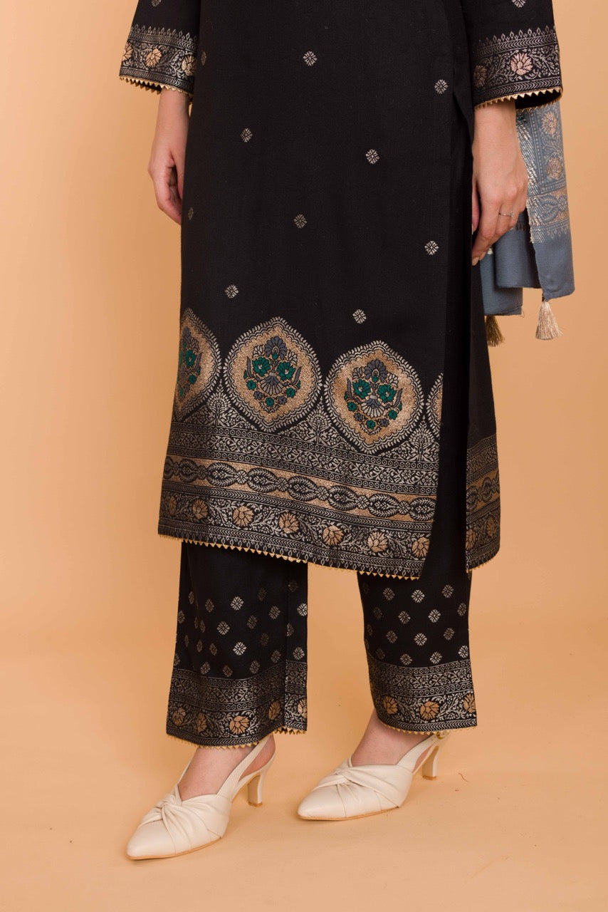 Dress Material With Stole