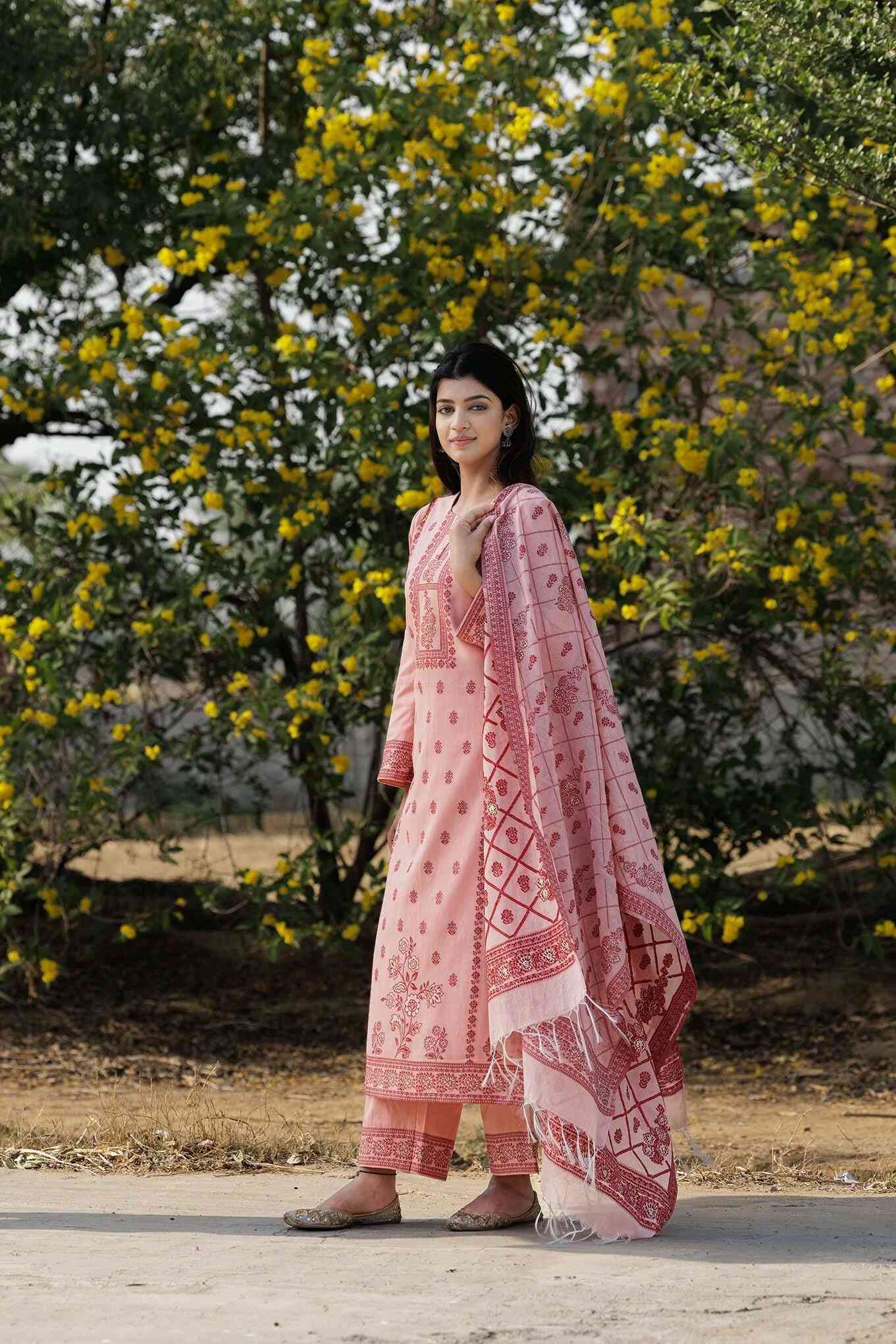 Noorani Bazaar Beauty